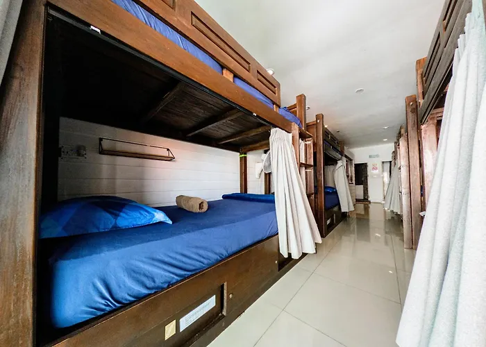 Back Home BackpackersHostel